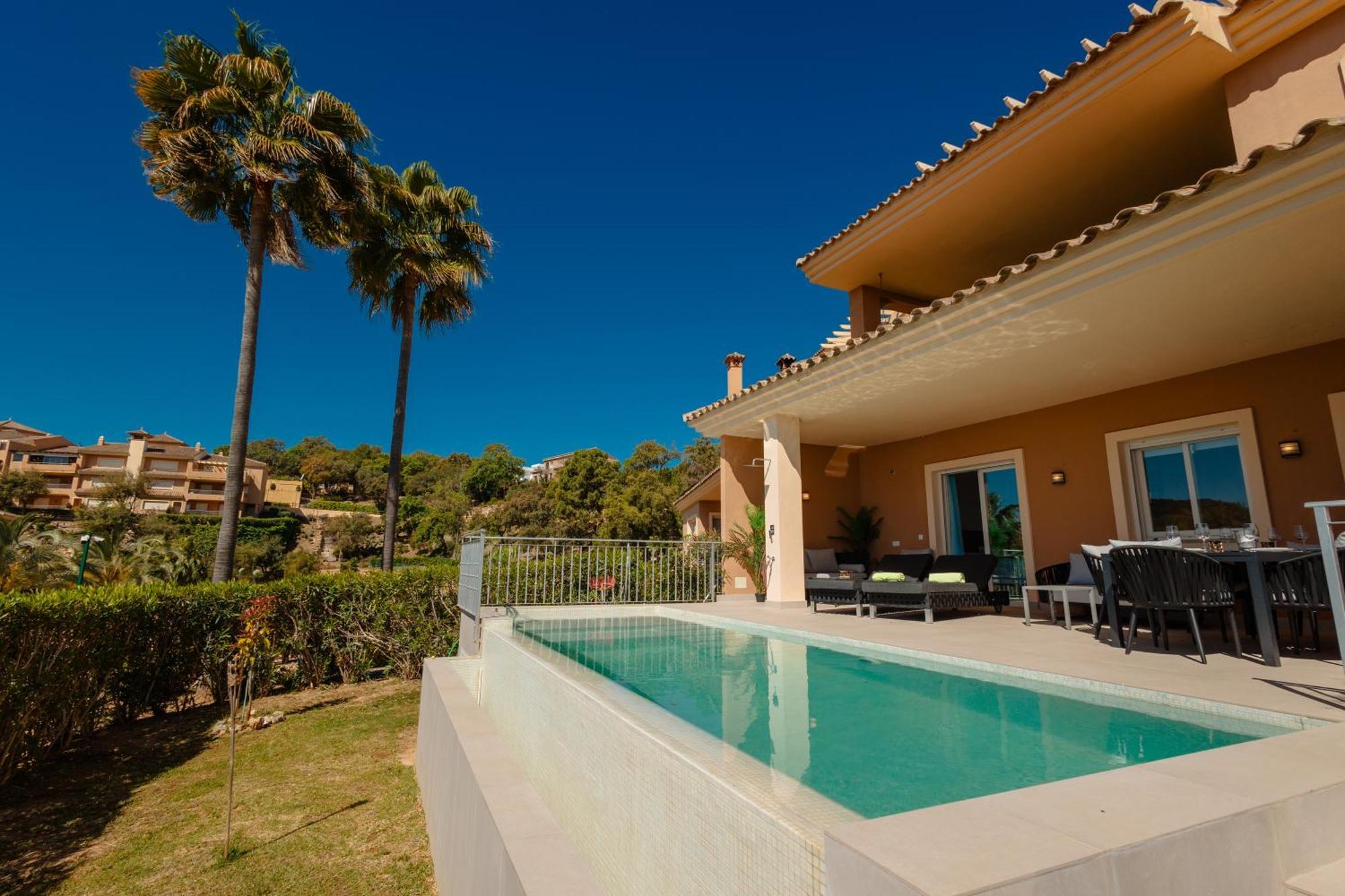Private Heatable Infinity Pool With Sea Views In La Mairena, Marbella Leilighet Sitio de Calahonda Eksteriør bilde